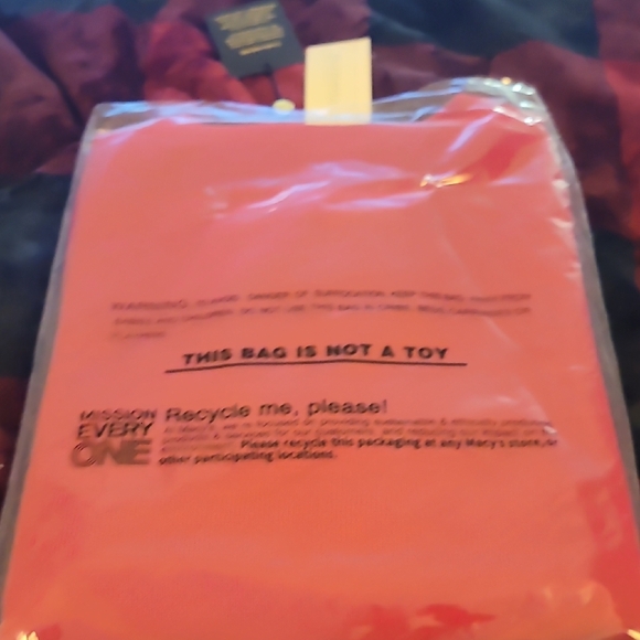 Cashmere Club Red Sweater - Picture 4 of 4